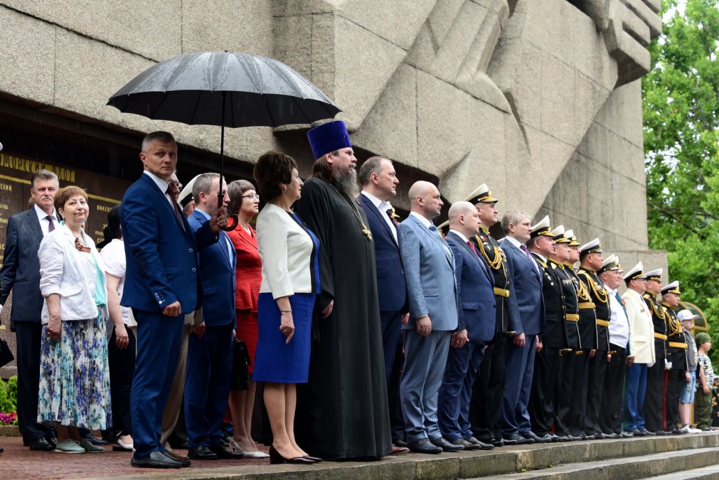 Фоторепортаж: в Севастополе прошел парад в честь 75-летия Победы