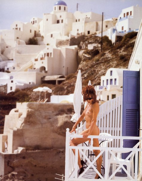     Playboy,  1996 . (18+)