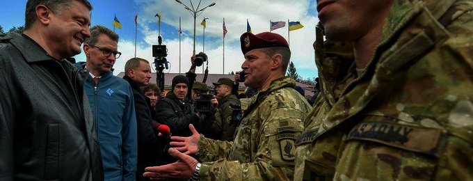 Дурное предзнаменование настигло Порошенко во время выступления перед солдатами США Дурное предзнаменование настигло Порошенко во время выступления перед солдатами США