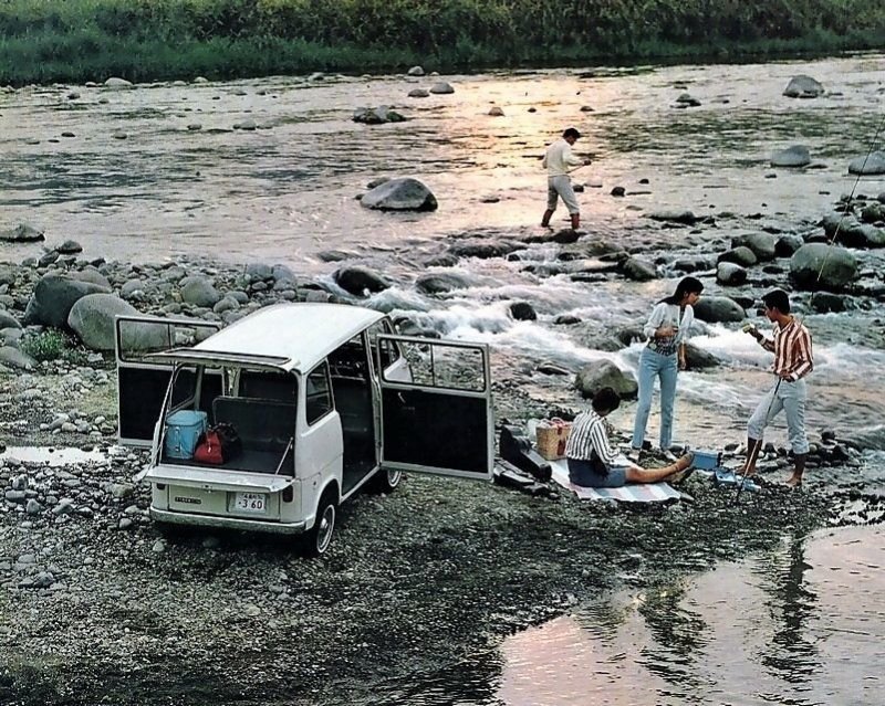 "Полбатона" - первая культовая Subaru "Полбатона" - первая культовая Subaru jdm, subari, subaru sambar, авто, автомобили, кей-кар, япония