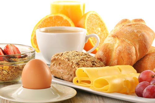 Почему полезно завтракать?