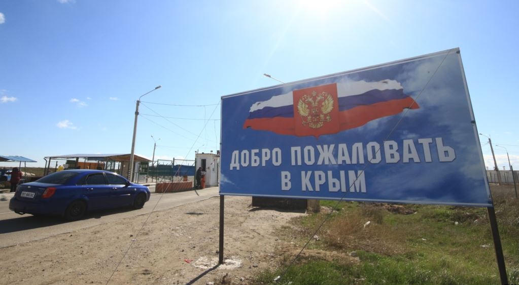 Киевский журналист, побывавший в Крыму, рассказал, почему жители полуострова благодарны РФ за «возвращение домой» Киевский журналист, побывавший в Крыму, рассказал, почему жители полуострова благодарны РФ за «возвращение домой»