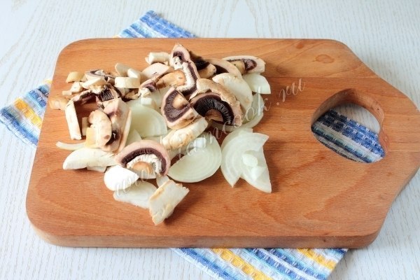 ПАСТА С ВЕТЧИНОЙ И ГРИБАМИ ПАСТА С ВЕТЧИНОЙ И ГРИБАМИ