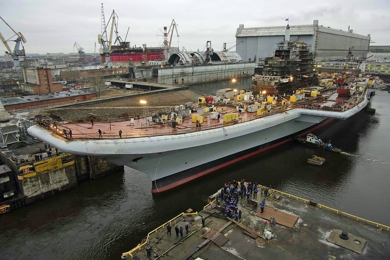 Покупка кораблей за рубежом - хорошая примета?