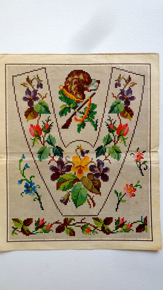 для вышивкиAntique Berlin Wool Work Woolwork Pattern Chart, Original Victorian, Slipper, Spaniel Dog Charted Paper & Needlework Pattern, Alphabet для вышивки