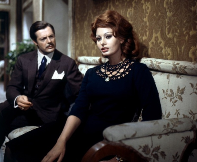         - (1964). Sophia Loren Marcello Mastroianni Matrimonio All'Italiana