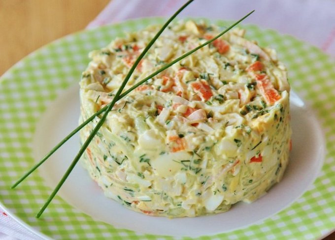 Как сделать салат крабовый с рисом и кукурузой Как сделать салат крабовый с рисом и кукурузой