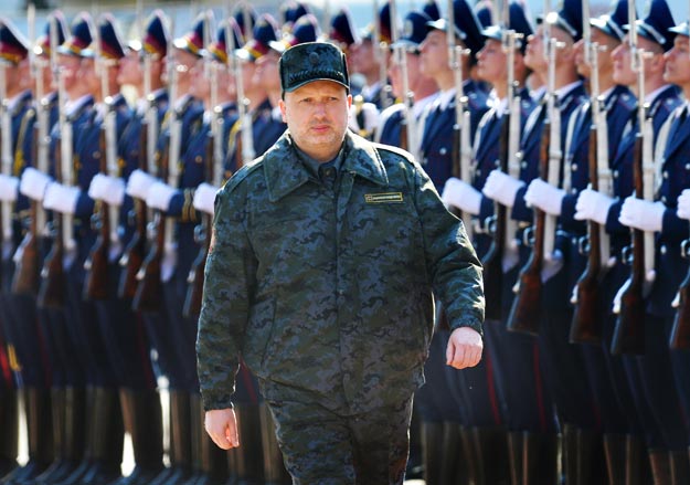 Ни у Турчинова (на фото), ни у Порошенко пока не получилось вывести Украину на путь реформ