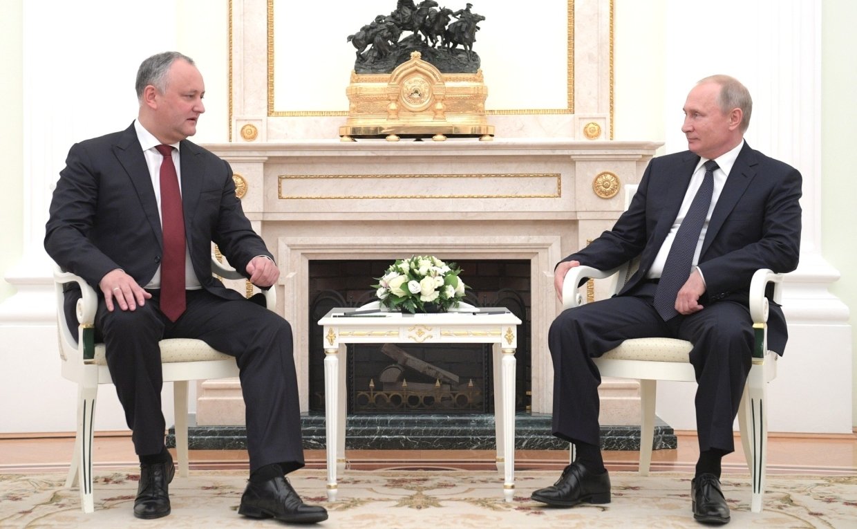 Додон надеется на активизацию отношений между Россией и Молдавией уже этой осенью