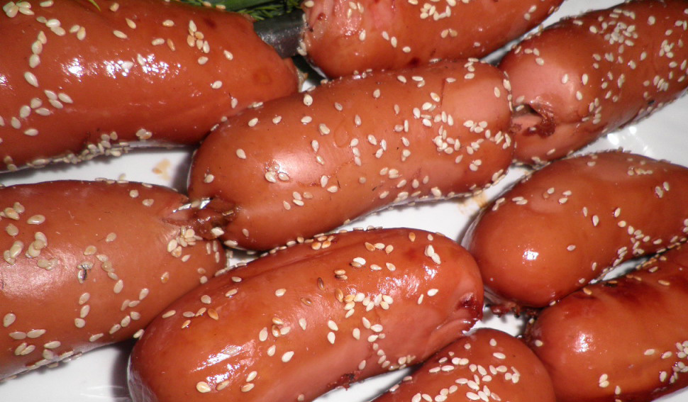 Шашлычок из шпикачиков Шашлычок из шпикачиков