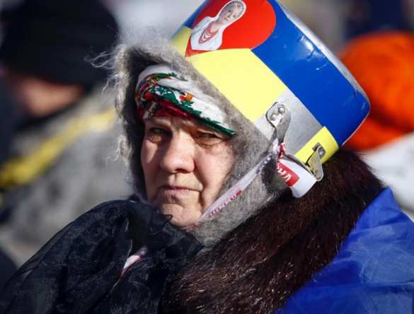 Кастрюли на голову - мозги в мусорное ведро. Два года знаковому перформансу Кастрюли на голову - мозги в мусорное ведро. Два года знаковому перформансу