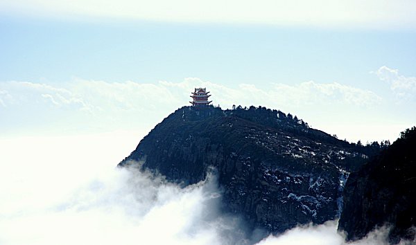 Горы Эмэйшань и Статуя Будды Майтрейи в Лэшане  достопримечательности, китай, путешествия
