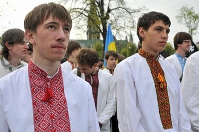 Грустные шутки Днепропетровска: "Не могу найти плавки с вышиванками…"