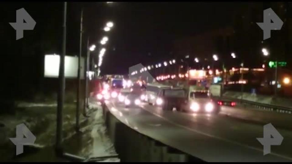 Видео с места столкновения фуры и автобуса в Подмосковье