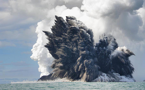  izverzhenie-podvodnogo-vulkana-arhipelag-tonga-200.jpg 
