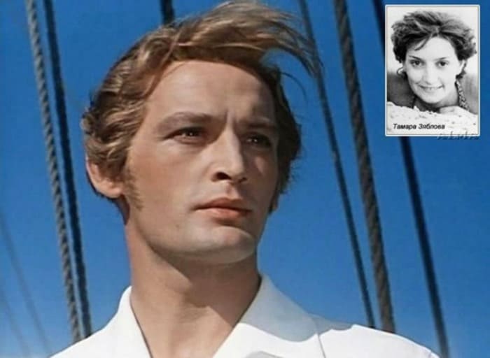 Василий Лановой в роли Артура Грэя и его жена Тамара Зяблова | Фото: newrezume.org Василий Лановой в роли Артура Грэя и его жена Тамара Зяблова | Фото: newrezume.org
