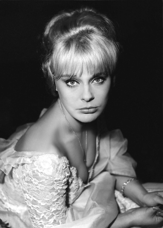 Elke Sommer Elke Sommer