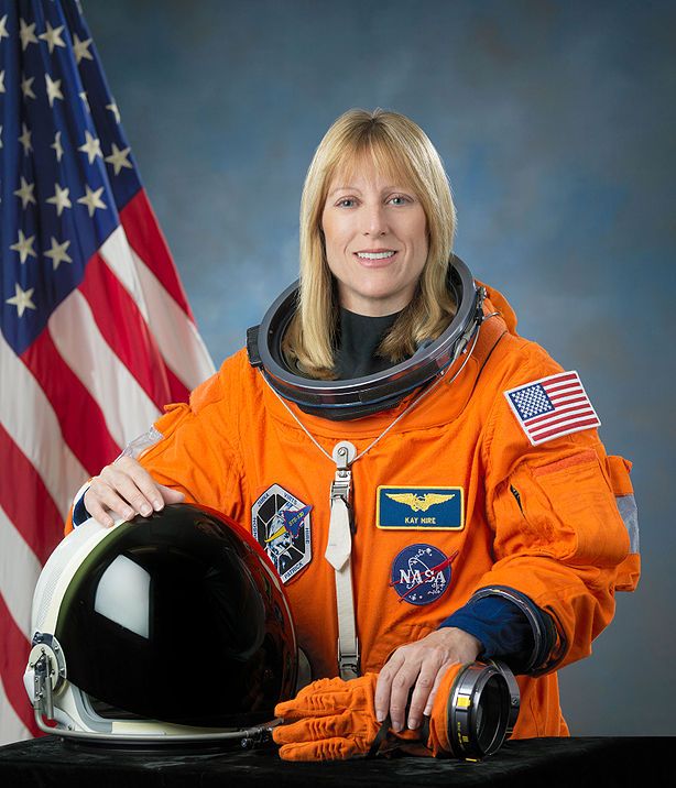  американская женщина-космонавт / астронавт Кэтрин Патрисия Хайр. Фото