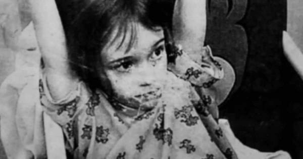 Эта пара удочерила 9-летнюю сироту. Но вскоре они узнали правду о ее прошлом! Эта пара удочерила 9-летнюю сироту. Но вскоре они узнали правду о ее прошлом!