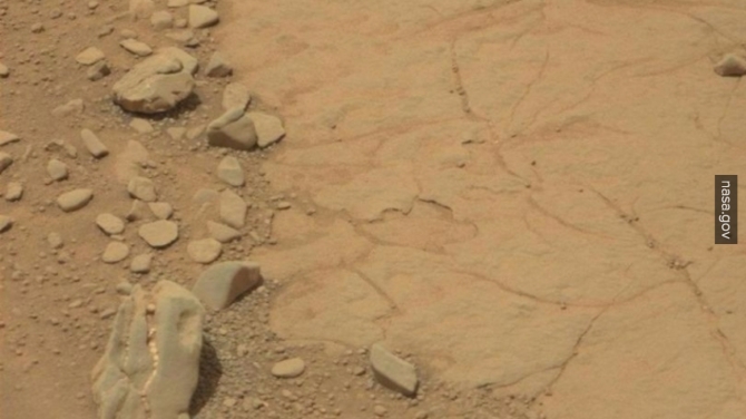 Ученые обнаружили на Марсе «оазис»