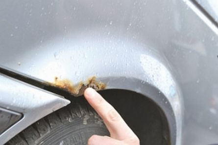 Как убрать и покрасить рыжики на кузове авто своими руками | РемСтройСам | Дзен
