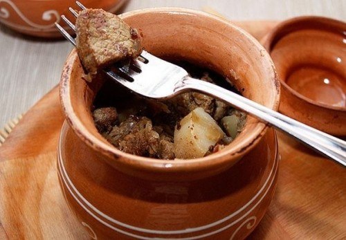 Мясные блюда в горшочках. Мясные блюда в горшочках.