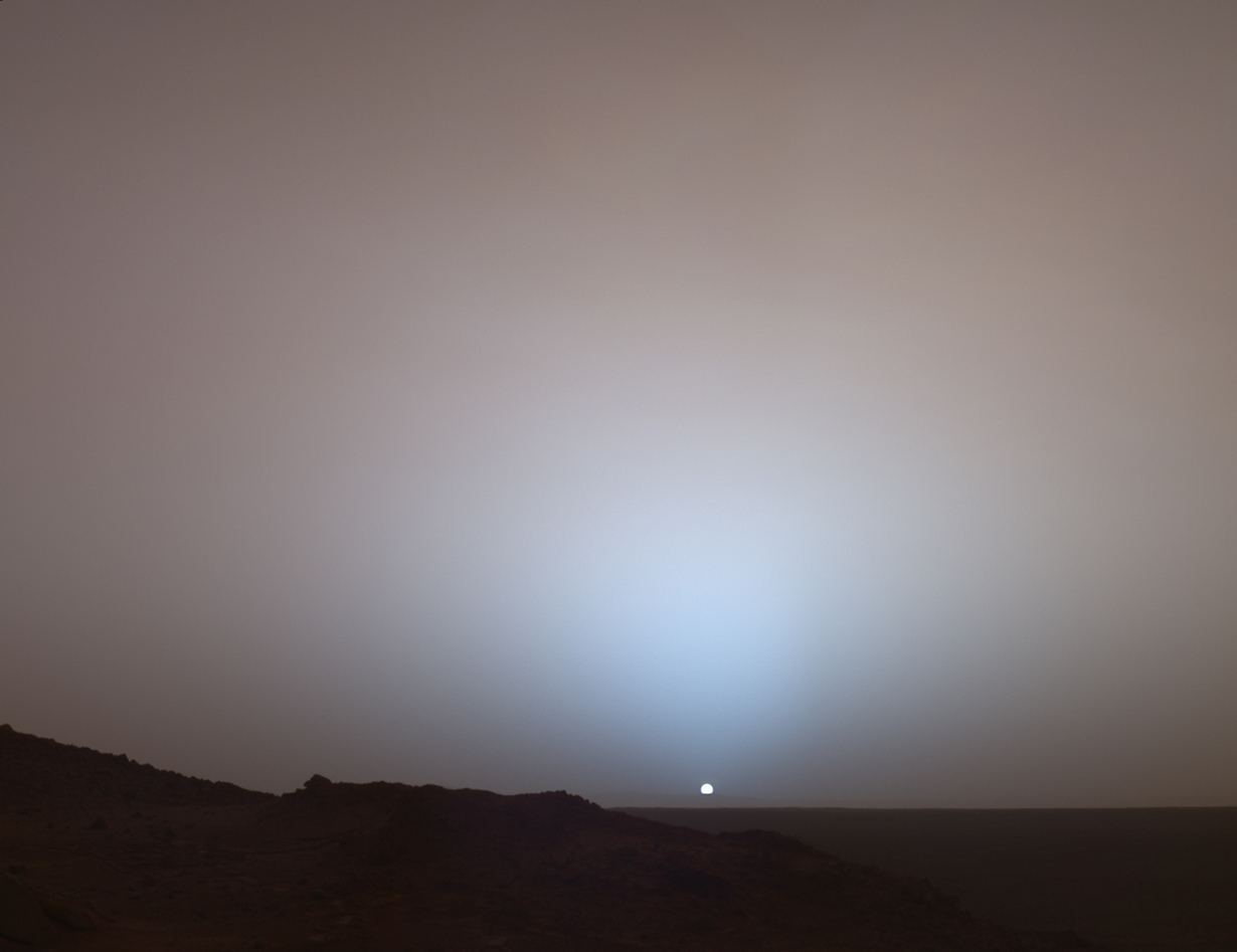 Закаты на Марсе синего цвета. (NASA's Mars Exploration Rover)