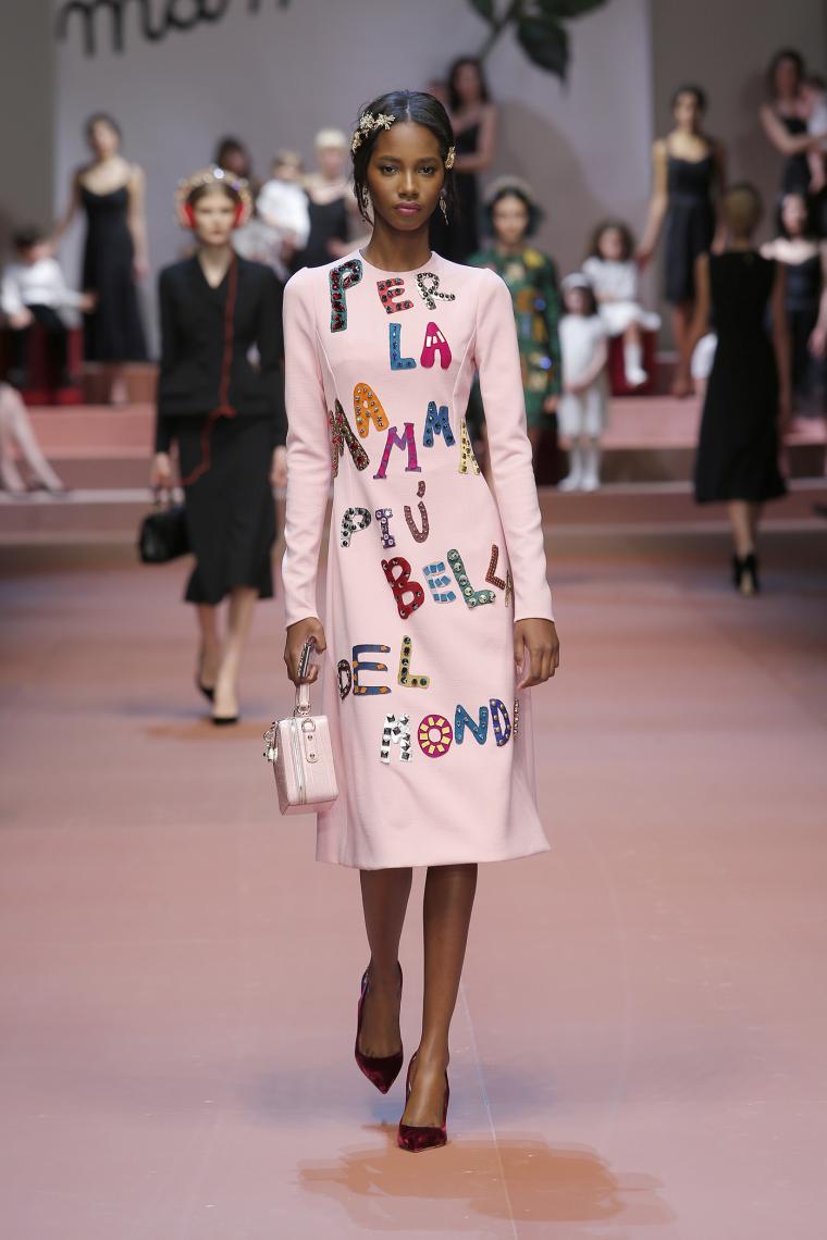 Dolce & Gabbana Осень-Зима 2015-2016. Нет слов, это просто надо видеть... Dolce & Gabbana Осень-Зима 2015-2016. Нет слов, это просто надо видеть...