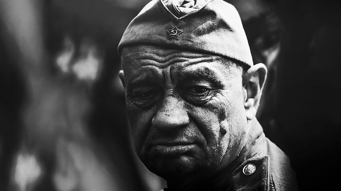 С 1944 года лиц, отбывающих наказание, лишили возможности пополнять ряды КА. /Фото: i.ytimg.com Как рецидивисты воевали на фронте, и Почему в СССР отказались от идеи «криминальной армии»
