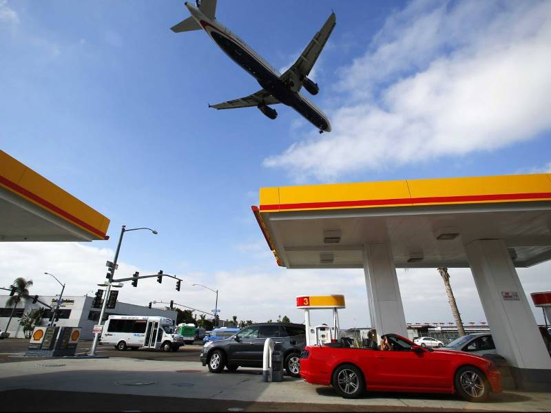 Чуть больше литра топлива в Калифорнии вещи, доллар, интересное, нью-йорк