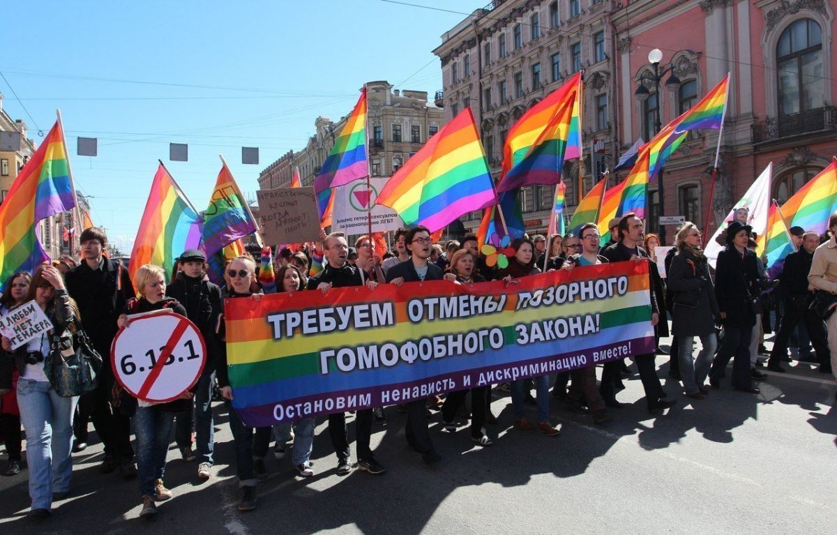 Чем ближе первое июля, тем громче вой шакальей стаи