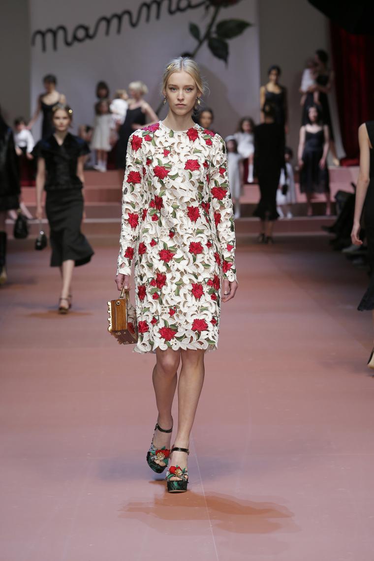 Dolce & Gabbana Осень-Зима 2015-2016. Нет слов, это просто надо видеть... Dolce & Gabbana Осень-Зима 2015-2016. Нет слов, это просто надо видеть...
