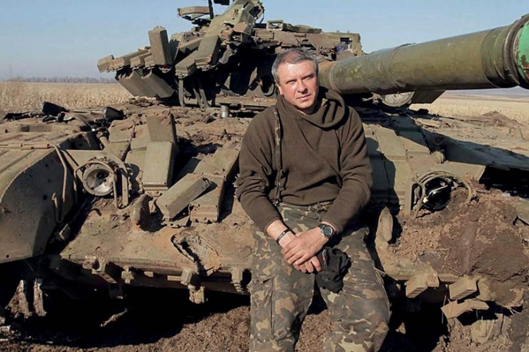 Не смог выстрелить. Нельзя добивать человека, даже если он враг