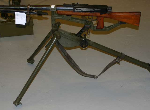 Пулемет W+F LMG25 (Швейцария)