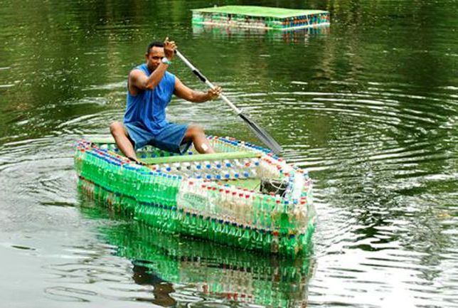 Как сделать лодку из пластмассовых бутылок