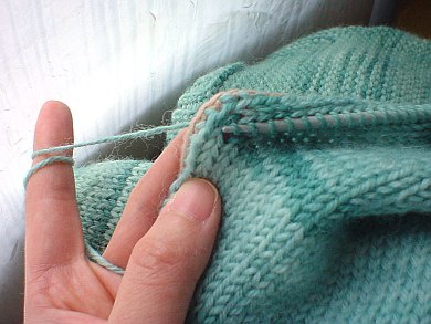 Как разрезать связаную вещь (Diy) Как разрезать связаную вещь (Diy)