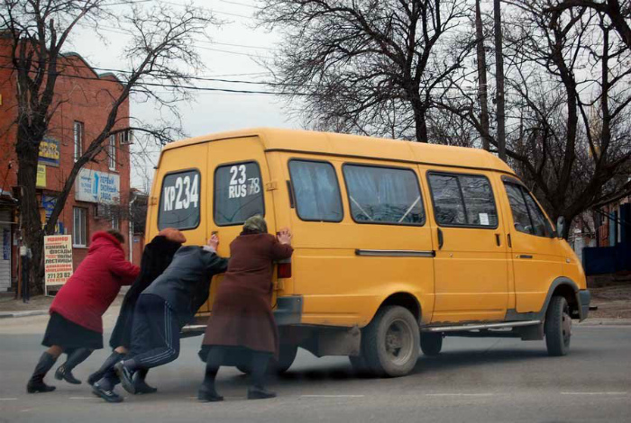 «Есть женщины в русских селеньях...» «Есть женщины в русских селеньях...»