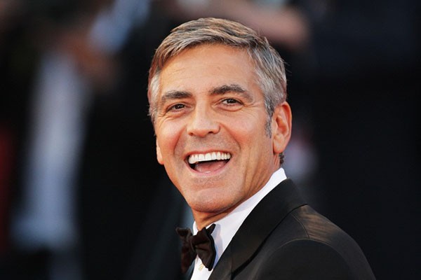 Джордж Клуни — американский актер, режиссер, продюсер и сценарист