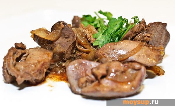 Салат ромашки с куриной печенью Салат ромашки с куриной печенью