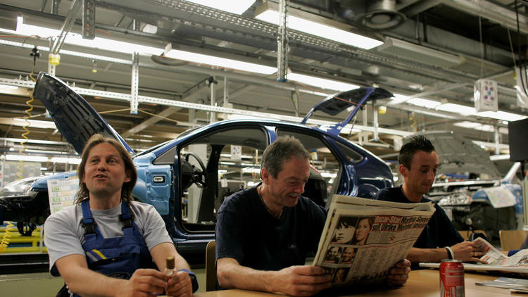 26 немцам платили по 1000 евро в месяц, чтобы проверить, будут ли они при этом работать