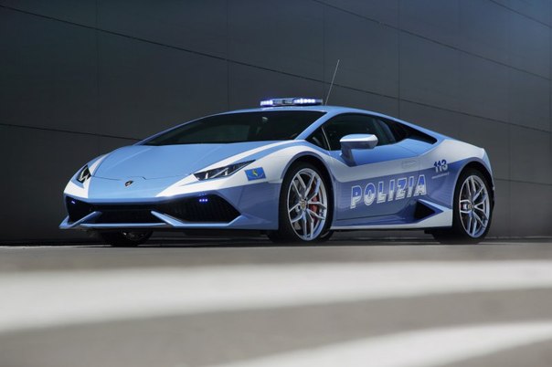 Полицейские машины: от Лады до Lamborghini