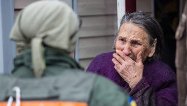 Донбасс: На подконтрольной ВСУ территории старики умирают от голода