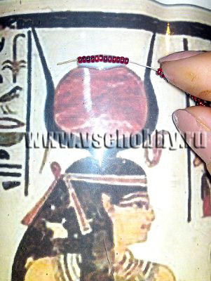 прикладываем бисер к вазе