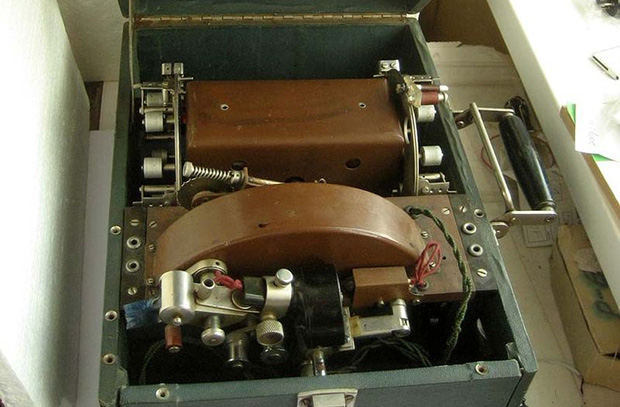 Шоринофон — первый отечественный диктофон