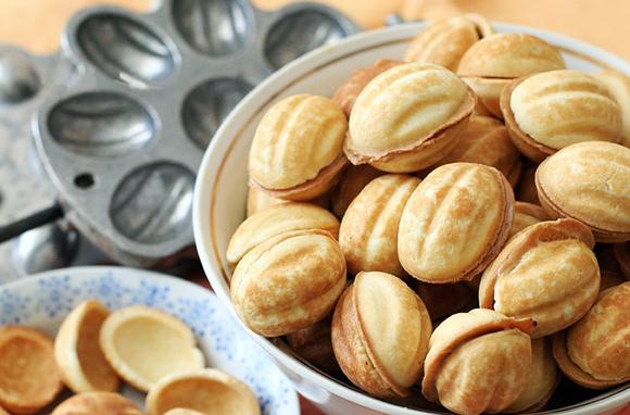 Самые яркие воспоминания из детства — орешки со сгущенкой! Самые яркие воспоминания из детства — орешки со сгущенкой!