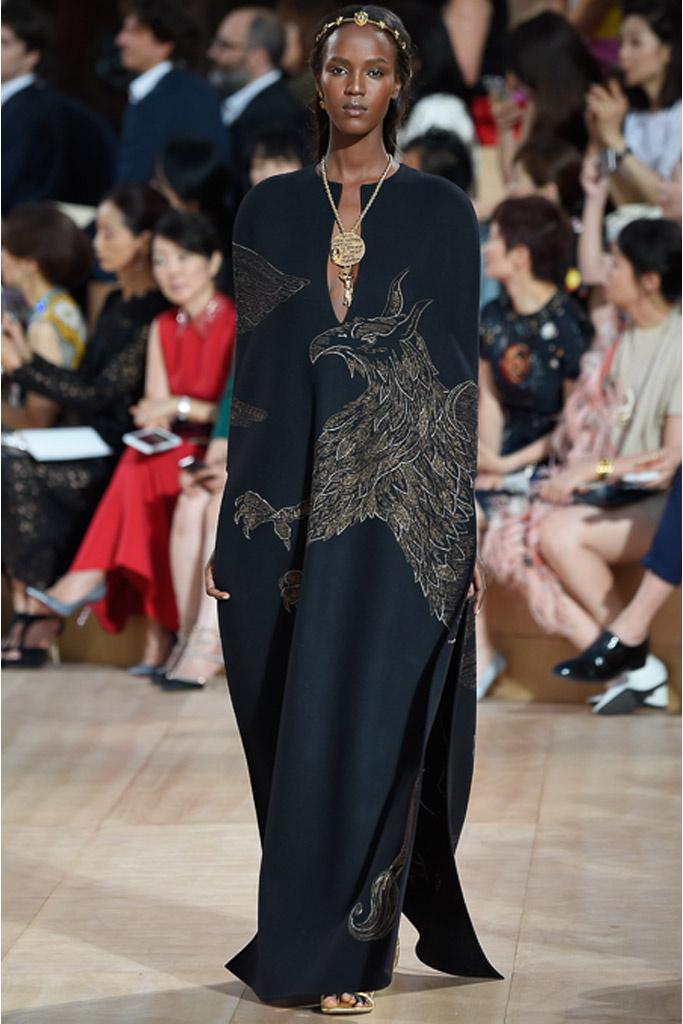 Мистический Рим в коллекции Valentino осень 2015 Couture Мистический Рим в коллекции Valentino осень 2015 Couture