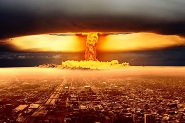 Экс-дипломат США: Вашингтон ведет мир к ядерной катастрофе