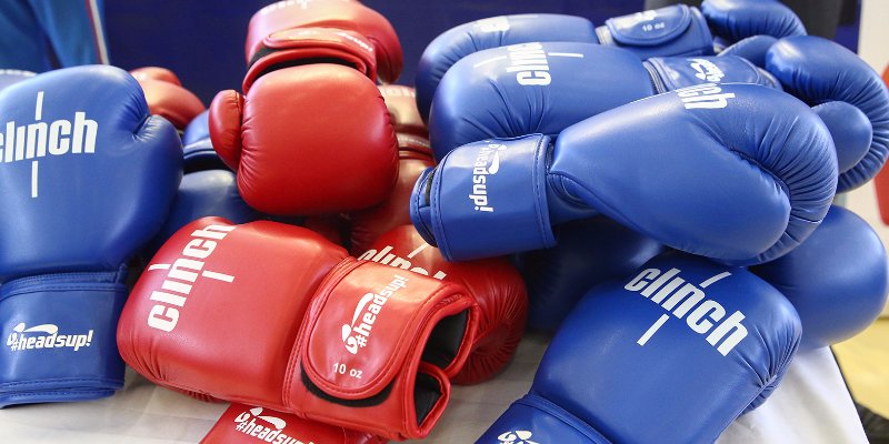 Чемпион мира по боксу проведет открытое занятие в парке на улице Свободы