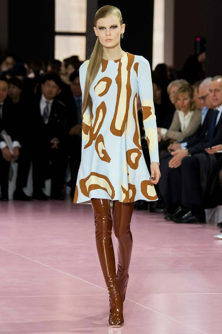 CHRISTIAN DIOR ОСЕНЬ-ЗИМА 2015/2016 CHRISTIAN DIOR ОСЕНЬ-ЗИМА 2015/2016