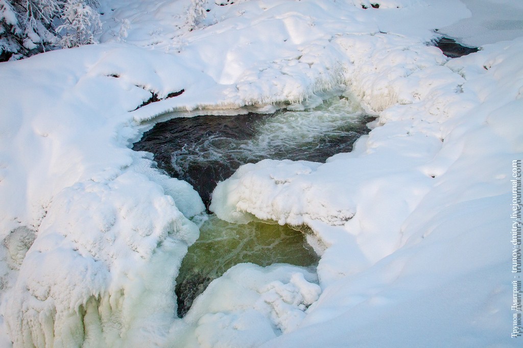 Kivach08 Замерзший, но не застывший водопад Кивач зимой